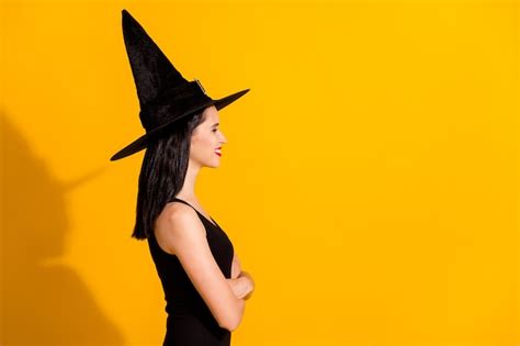 The benefits of wearing a beaming witch dress for Halloween